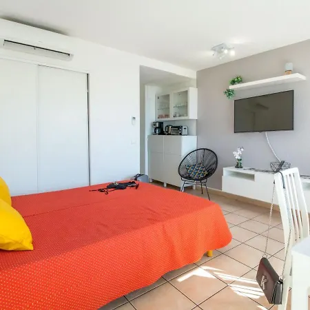 公寓 Climatise 2 Pers - Vue - Proche Plage/commerces - Acces Wifi Gratuit - Parking Dispo - Fr-1-466a-34 Saint-Raphaël