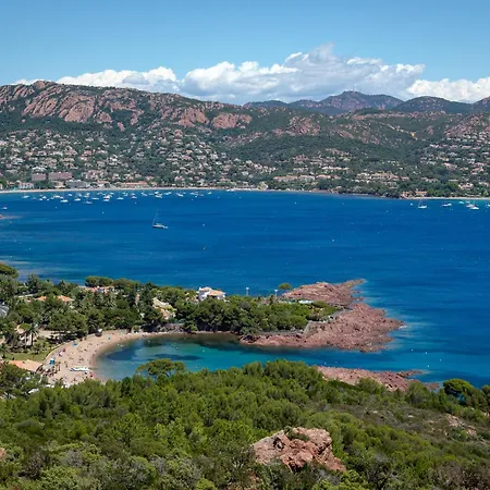 公寓 Climatise 2 Pers - Vue - Proche Plage/commerces - Acces Wifi Gratuit - Parking Dispo - Fr-1-466a-34 Saint-Raphaël